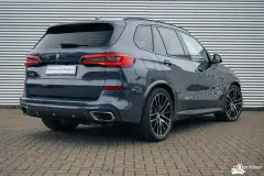 Foto van kenteken L-048-LJ