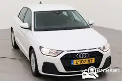 Foto van kenteken L-107-NZ