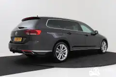Foto van kenteken L-184-FP
