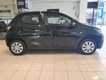 Foto van kenteken L-240-KL