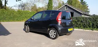Foto van kenteken L-701-FF