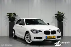 Foto van kenteken N-208-JF