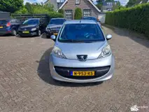Foto van kenteken N-953-RS