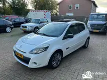 Foto van kenteken P-242-PG