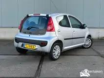 Foto van kenteken TL-198-N