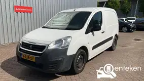 Foto van kenteken V-228-SV Foto van kenteken V-228-SV