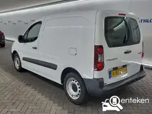 Foto van kenteken V-832-RH Foto van kenteken V-832-RH