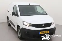 Foto van kenteken VNF-31-R Foto van kenteken VNF-31-R