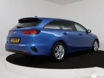 Foto van kenteken X-318-TG