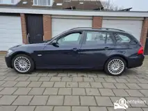 Foto van kenteken ZF-324-X