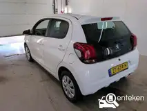 Foto van kenteken ZT-674-H