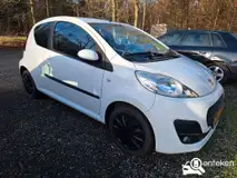 Foto van kenteken ZV-708-K