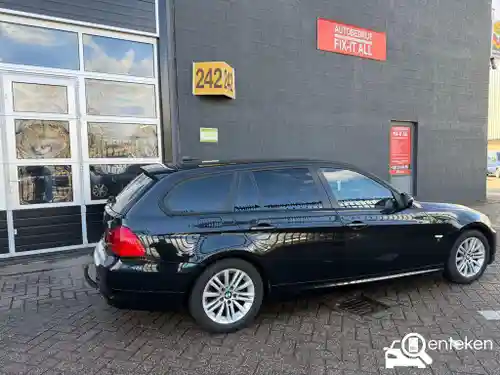 BMW 320i Touring 2009