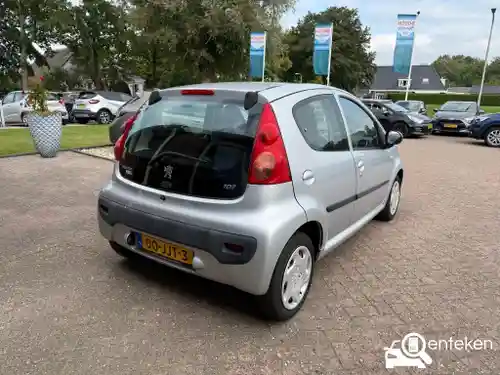 Peugeot 107 1.0 70 2009