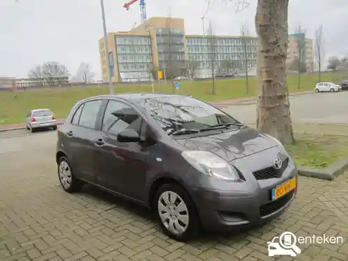 Toyota Yaris 1.33 2010