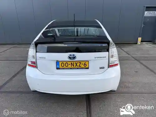 Toyota Prius 1.8 Hybrid 2011