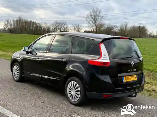 Renault Grand Scénic dCi 110 2011
