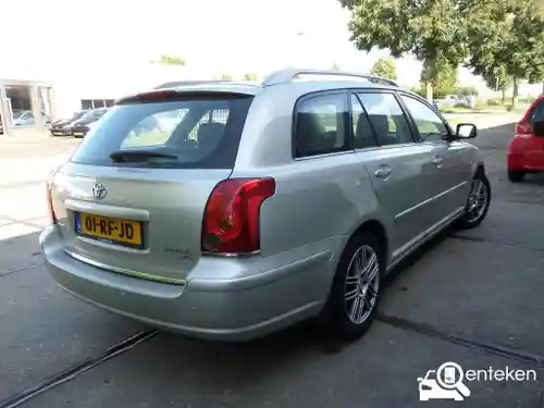 Toyota Avensis 2.0 2005
