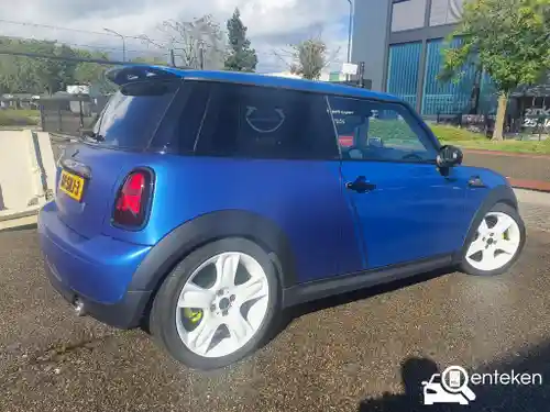MINI  One malist 2011