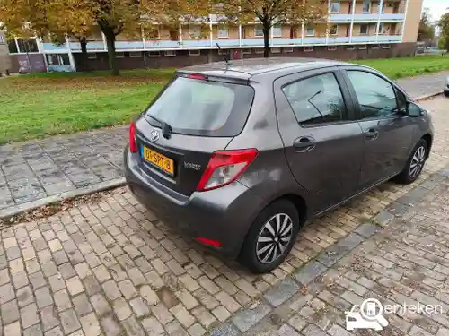Toyota Yaris 1.0 2011