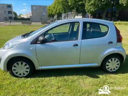 Peugeot 107 1.0 68 2012