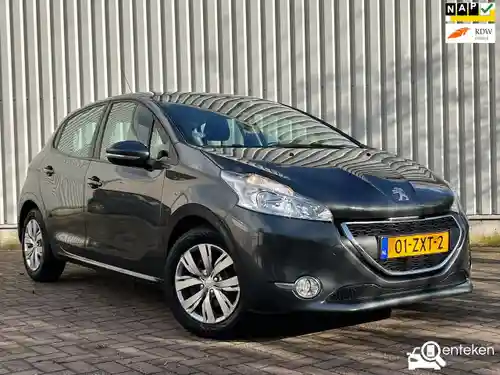 Peugeot 208 1.2 PureTech 82 2013