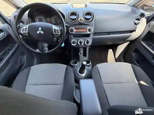 Mitsubishi Colt 1.3 2009