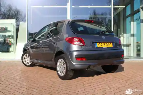 Peugeot 206 75 2009