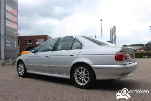 BMW 520i 2003