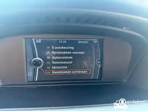 BMW 318i Touring 2010
