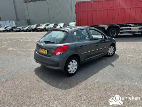 Peugeot 207 SW 95 VTi 2011