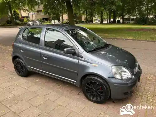 Toyota Yaris 1.0 2005