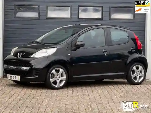 Peugeot 107 1.0 70 2011