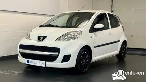 Peugeot 107 1.0 70 2011