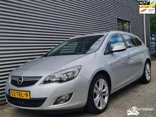 Opel Astra Sports Tourer 1.4 Turbo 2012