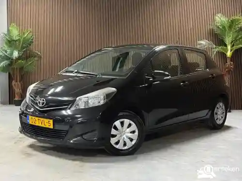 Toyota Yaris 1.0 2012