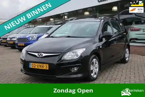 Hyundai i30 cw 1.4 blue 2012