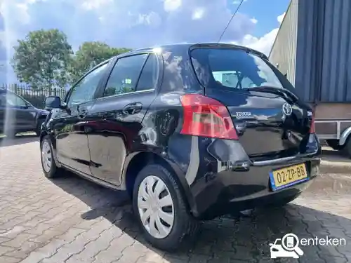 Toyota Yaris 1.3 2008