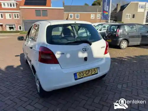 Toyota Yaris 1.0 2008