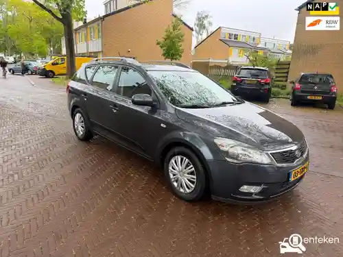 KIA cee´d Sporty Wagon 1.4 ISG 2012