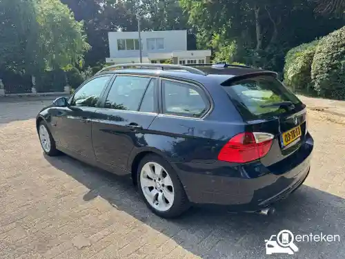 BMW 318i Touring 2006