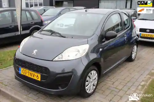Peugeot 107 1.0 68 2012