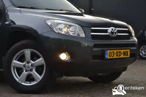 Toyota RAV4 2.0 2007