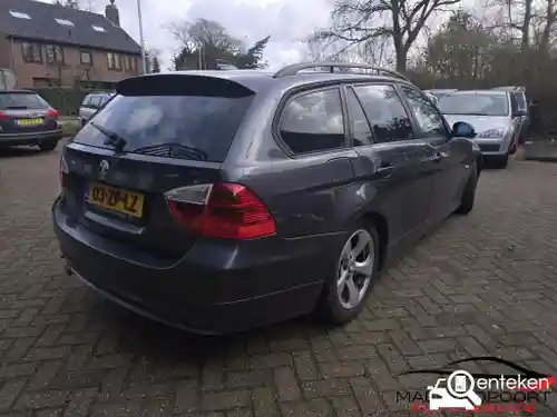 BMW 318i Touring 2008