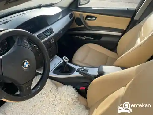 BMW 320i Touring 2009
