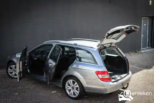 Mercedes-Benz C 180 BlueEFFICIENCY T-model 2009