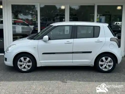 Suzuki Swift 1300 2010