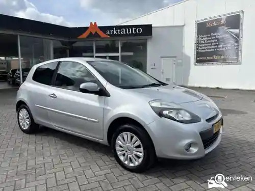 Renault Clio 1.2 16V 75 2010