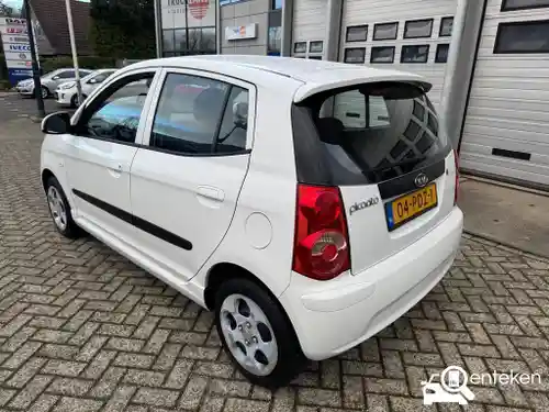 KIA Picanto 1.1 2011