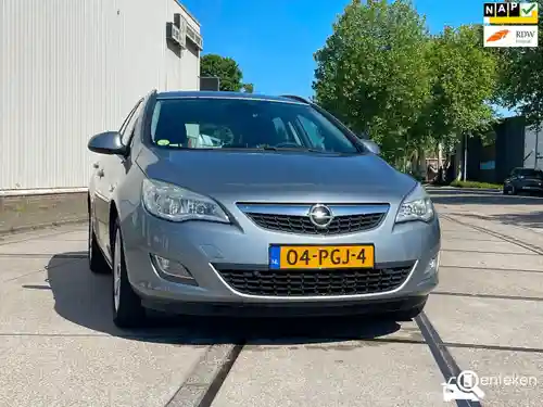 Opel Astra Sports Tourer 1.7 CDTI 2011
